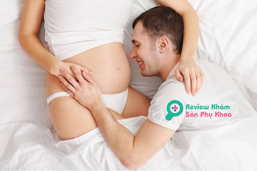 Có nên quan hệ tình dục khi mang thai tháng thứ nhất?