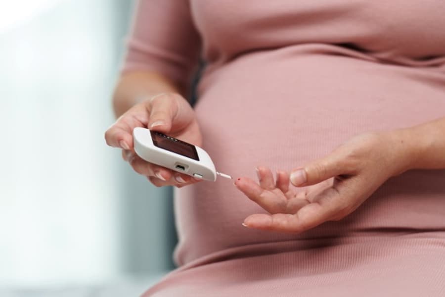 Uống hạt é giúp mẹ bầu ngăn ngừa tiểu đường thai kỳ, mỡ máu