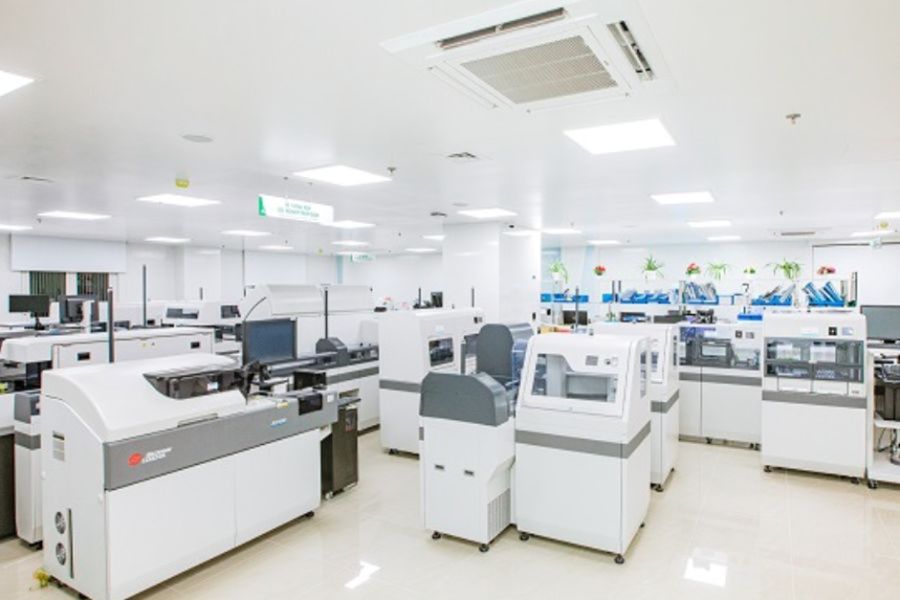 Trang thiết bị tại bệnh viện hiện đại, tiên tiến