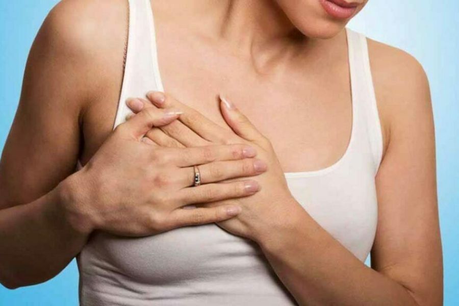 Đau ngực có thai khác có kinh như thế nào?