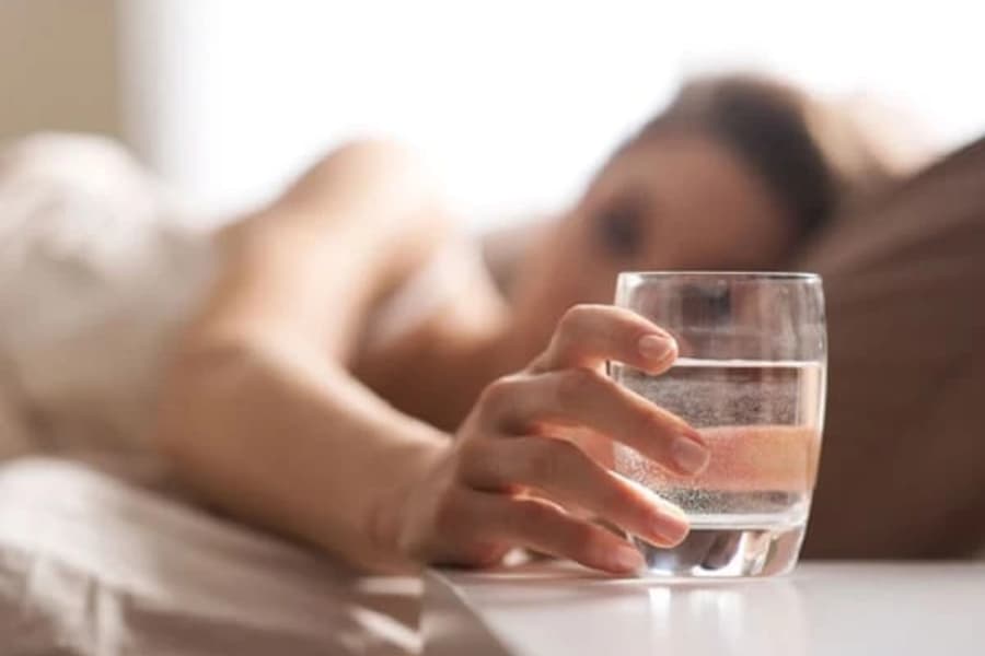Cung cấp đủ nước là điều cần được chú ý trong những ngày tháng mang thai