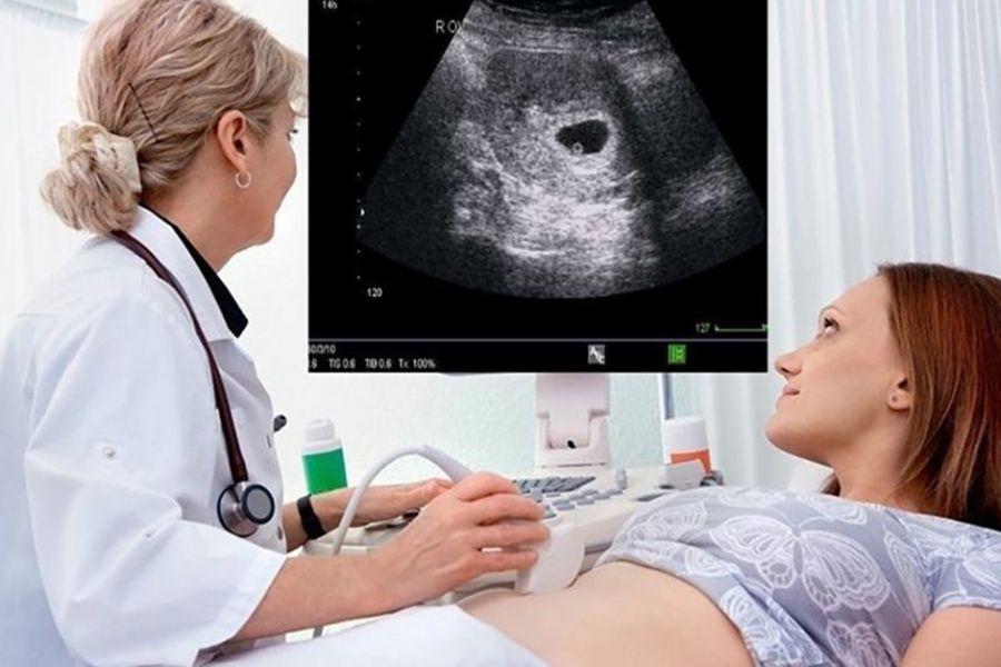 Bà bầu cần kiểm tra thai khi có những dấu hiệu bất thường