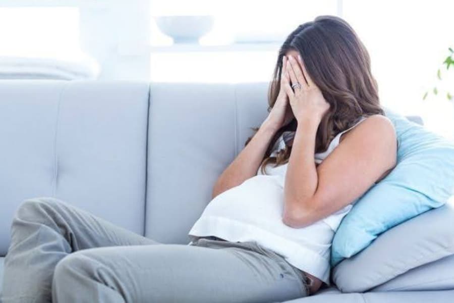 Mẹ ở thời gian đầu khi mang thai dễ bị mất ngủ do gặp phải những căng thẳng, stress