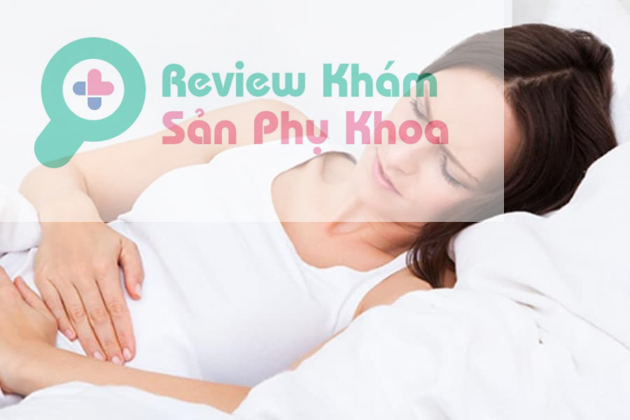 Cùng với chảy máu âm đạo, đau bụng là dấu hiệu dễ nhận thấy khi phụ nữ bị sảy thai