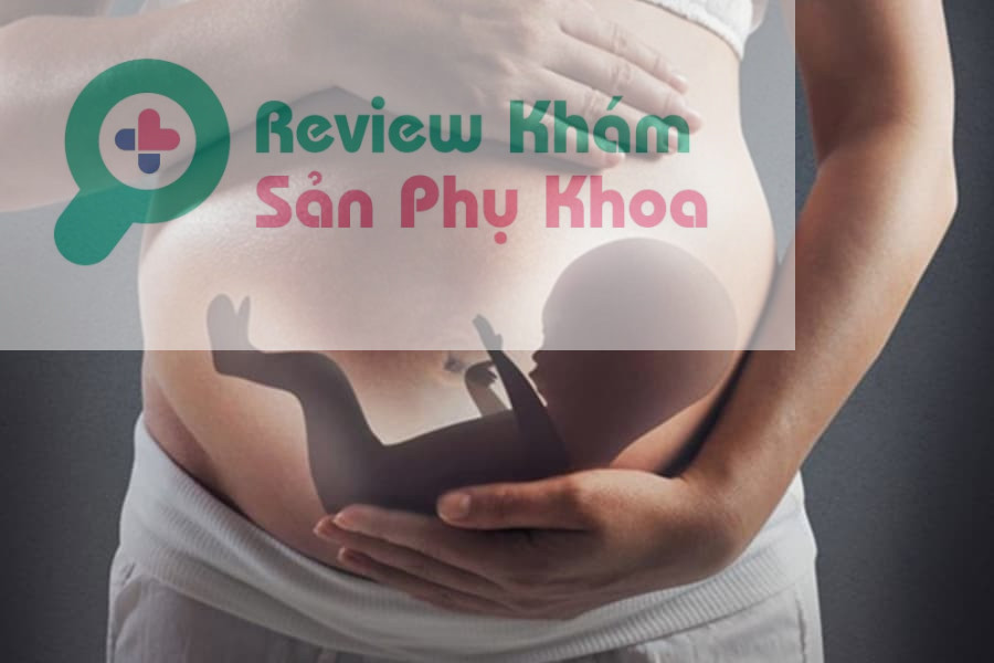 Nguyên nhân thai lưu 7 tuần có thể do bất thường về NST, bệnh lý tử cung, nhiễm trùng,...