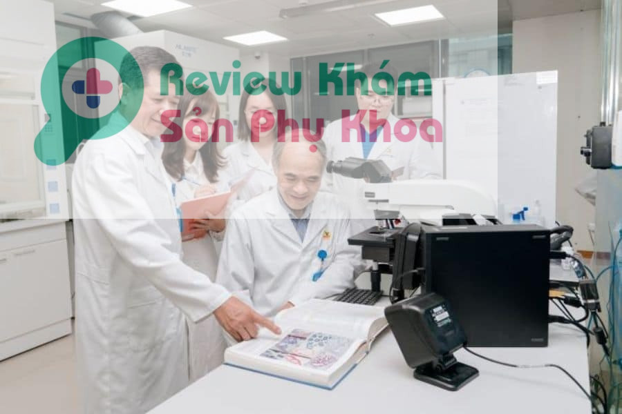 Medlatec có đội ngũ bác sĩ chuyên gia nhiều kinh nghiệm