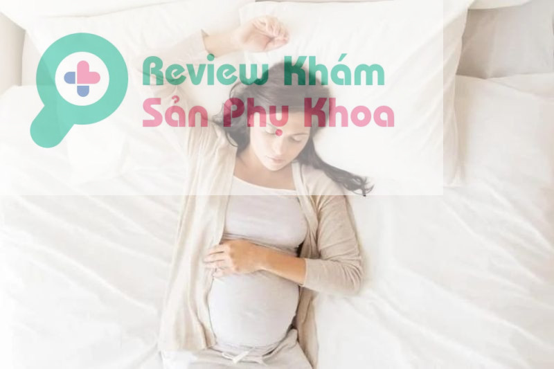 Có bầu nên nằm nghiêng bên nào