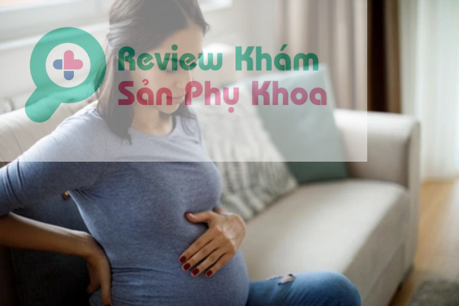 mang thai tháng thứ 6 quan hệ bị ra máu