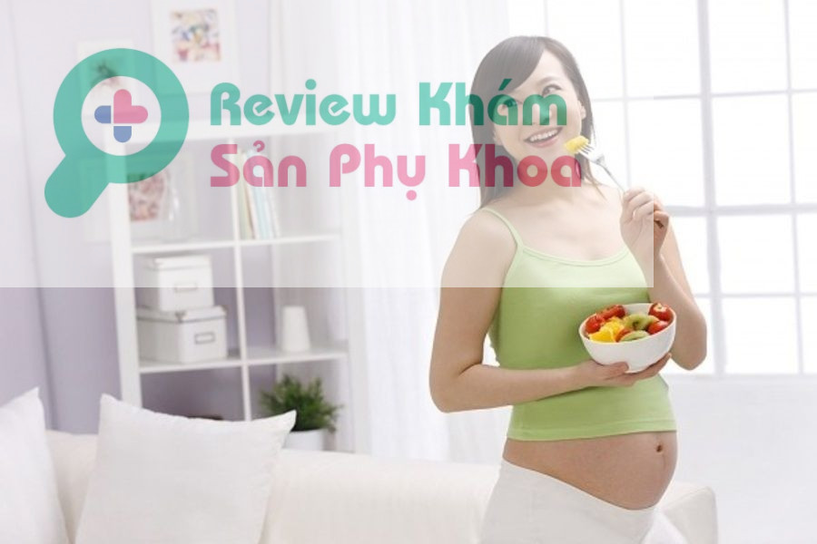 mang thai tháng thứ 6 quan hệ bị ra máu