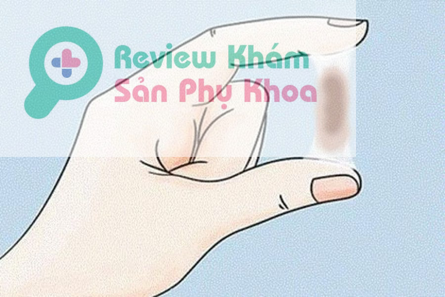 ra khí hư màu nâu có mùi hôi