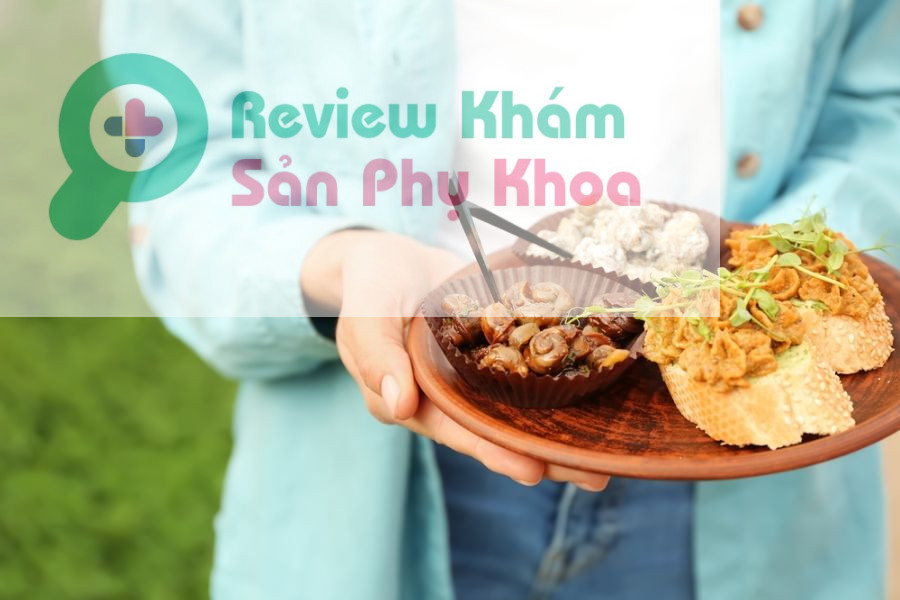 sau sinh 1 tháng ăn ốc được không